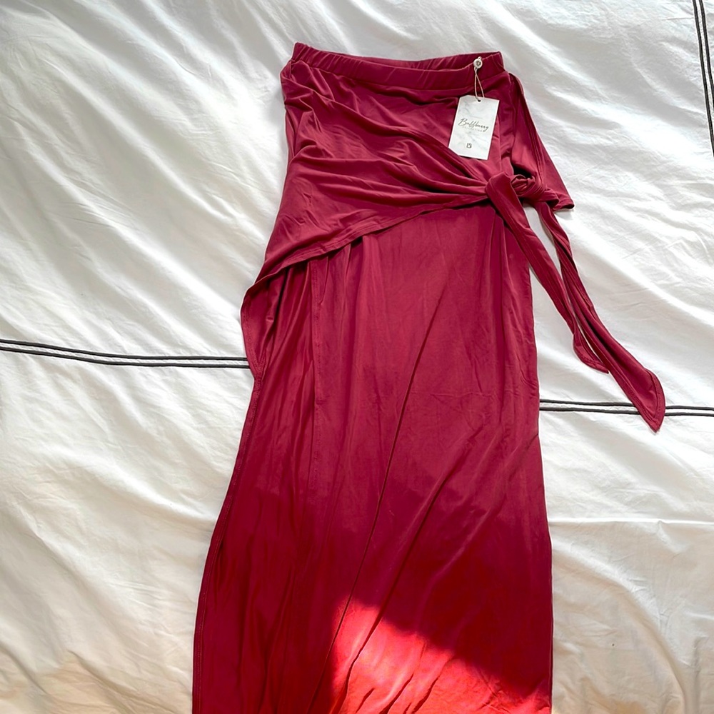 NWT Buff Bunny skirt/sarong